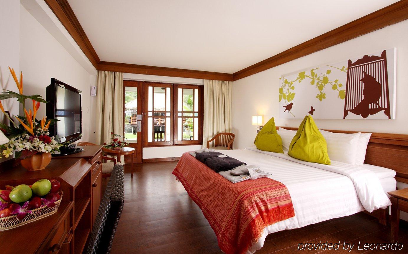 Kamala Beach Inn Phuket Extérieur photo